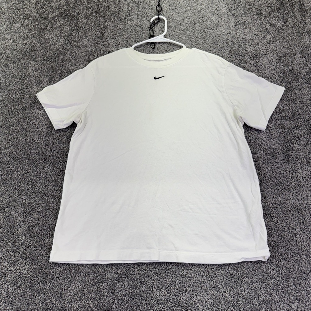 Nike Shirt Mens Small White Short Sleeve Swoosh Logo Tee Tagless Casual